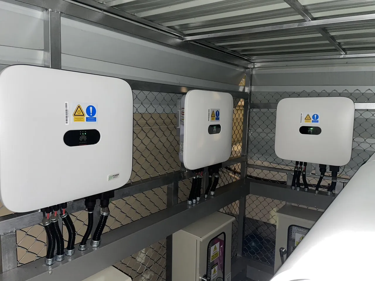 คุณจุติพัทธ์ – กทม. – 60kWp + Optimizer + Battery LUNA S1 63kWh