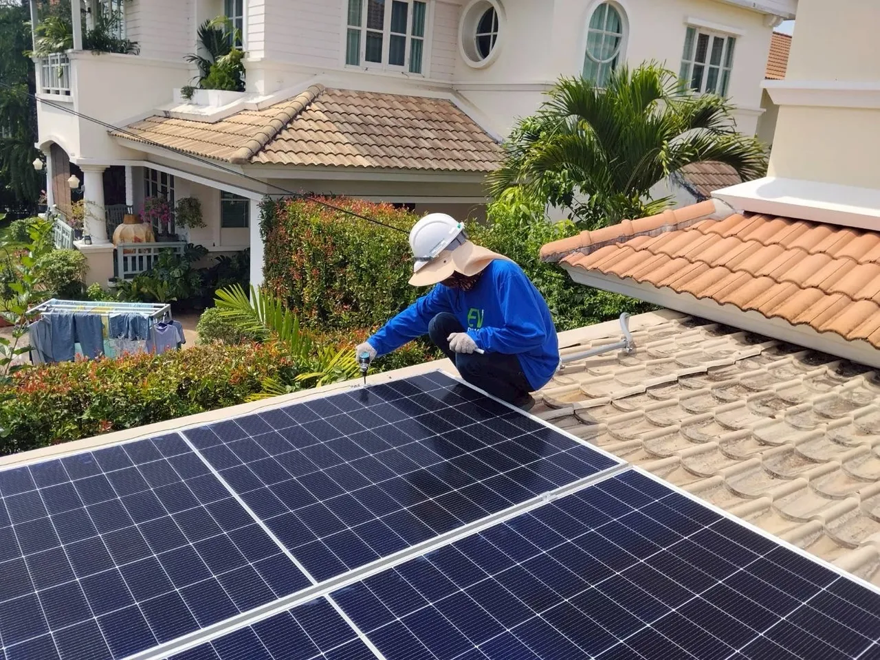 คุณทรงศักดิ์ จันทร์แสนตอ – คุณอวัตสดา 5 kW 3P (เชียงใหม่)