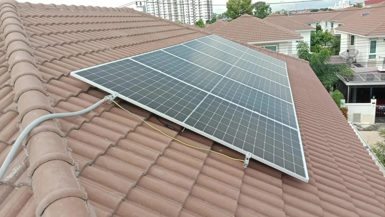 คุณพีระเลิศ – ระยอง 5k1P + แบตเตอรี่ LUNA 2000 S1 21kWh + Smart Guard