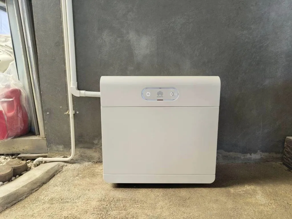 ติด แบตเตอรี่ LUNA2000 S1 – คุณชัยวัตร์ กทม. 7kWh