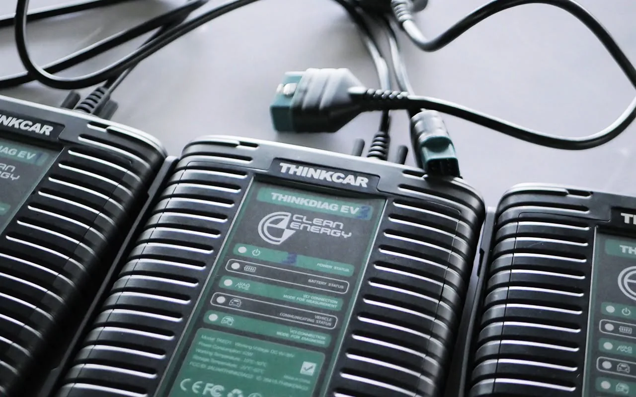 เครื่องวิเคราะห์แบตเตอรี่ THINKCAR ThinkDiag EV