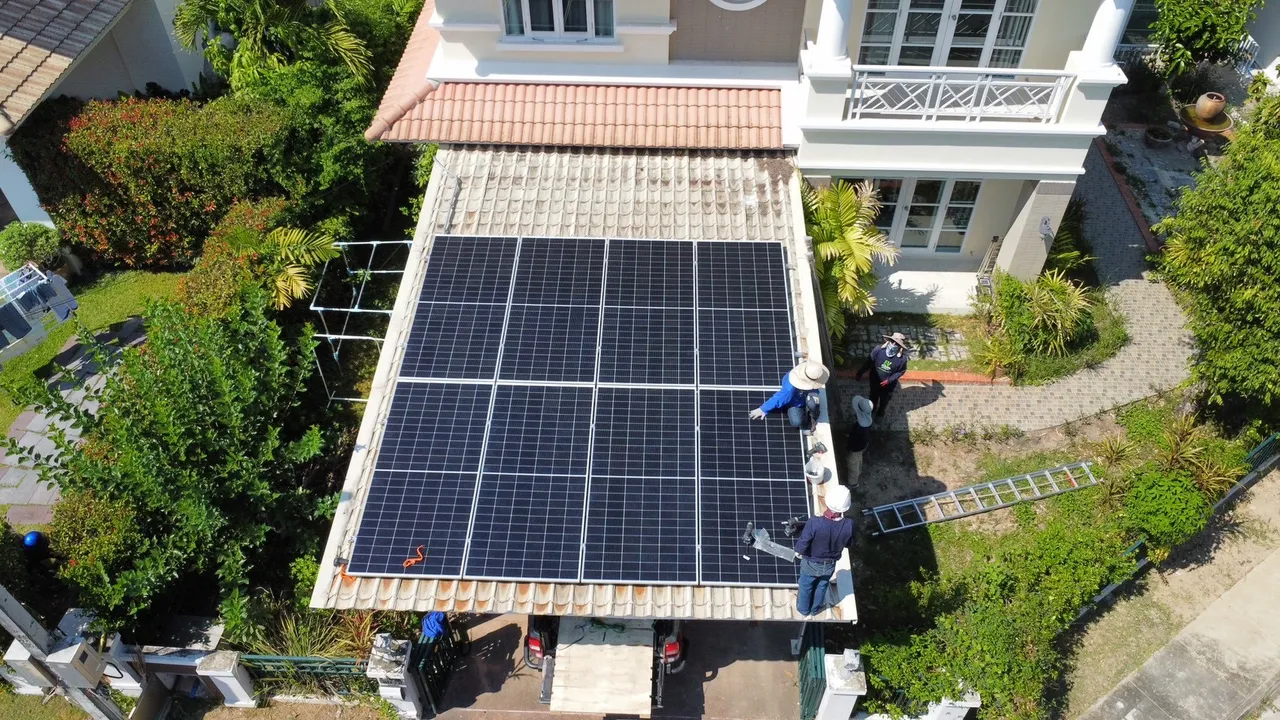คุณทรงศักดิ์ จันทร์แสนตอ – คุณอวัตสดา 5 kW 3P (เชียงใหม่)