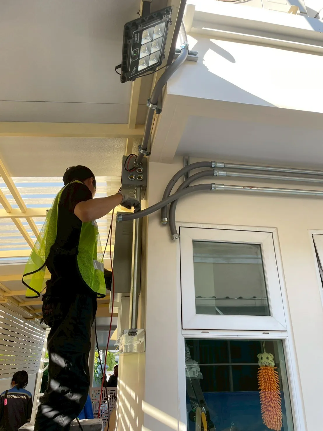 คุณชิตกวี จำรัสโรมรัน เดิมลูกค้าติด 3kW เพิ่มแผง2แผง ติดตั้งเพิ่ม 5kW 1P (เชียงใหม่)