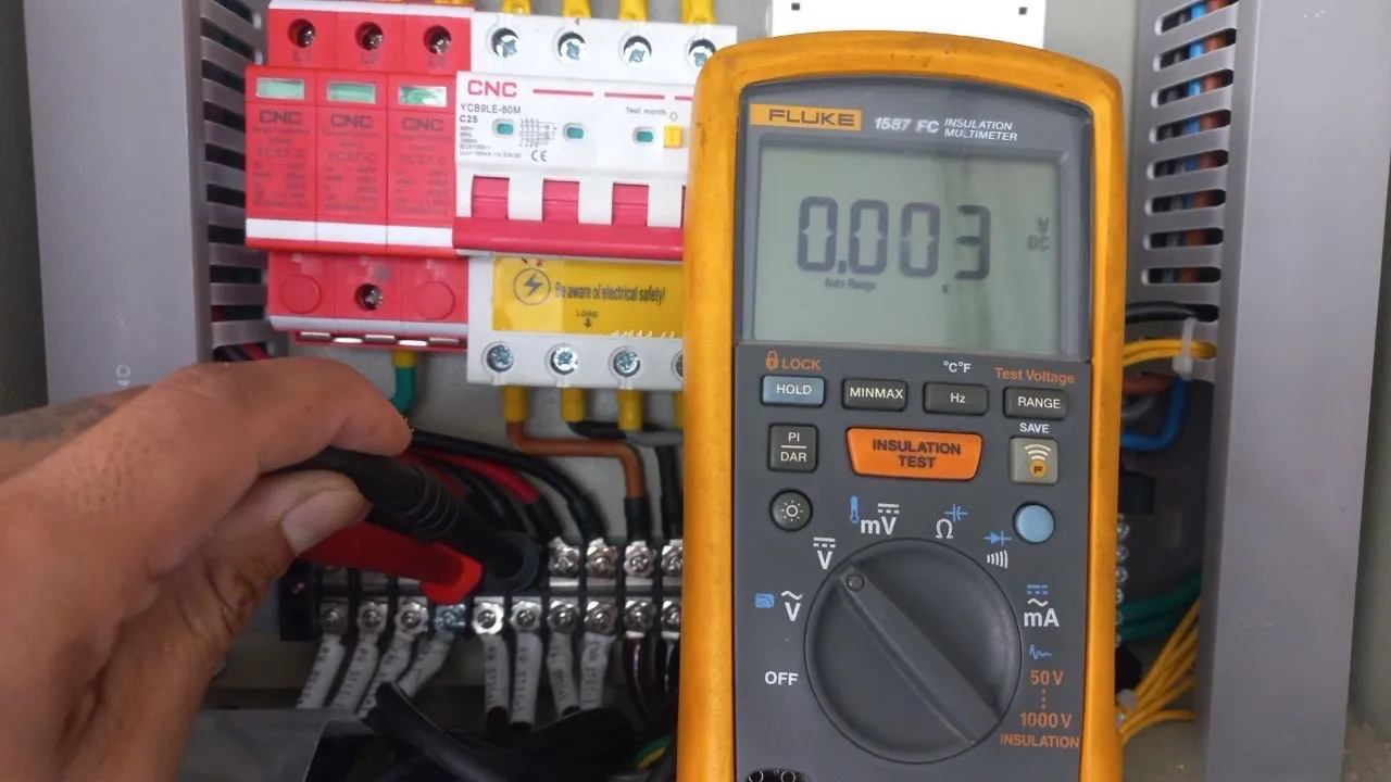 คุณพรรณภัทร – ธัญบุรี ปทุมธานี – 10k3P + Optimizer + แบตเตอรี่ LUNA 2000 S1 21kWh