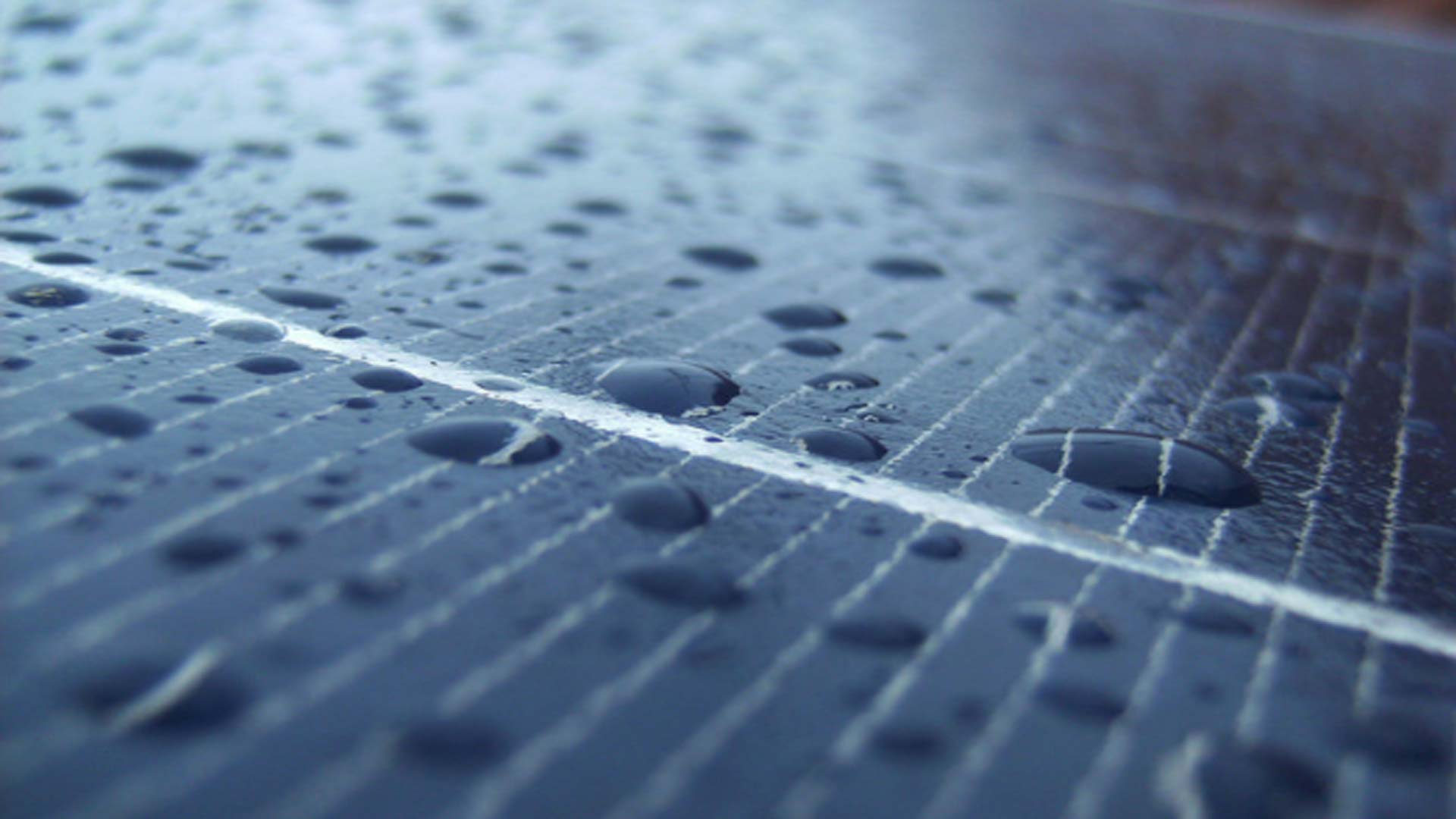 Solar-Cell-หน้าฝน